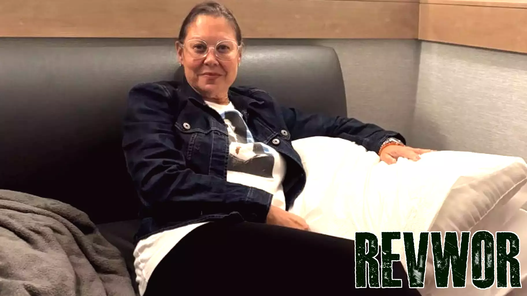 A Relaxing Escape: Our Experience in a Nap Room at Atlanta's Hartsfield-Jackson Airport