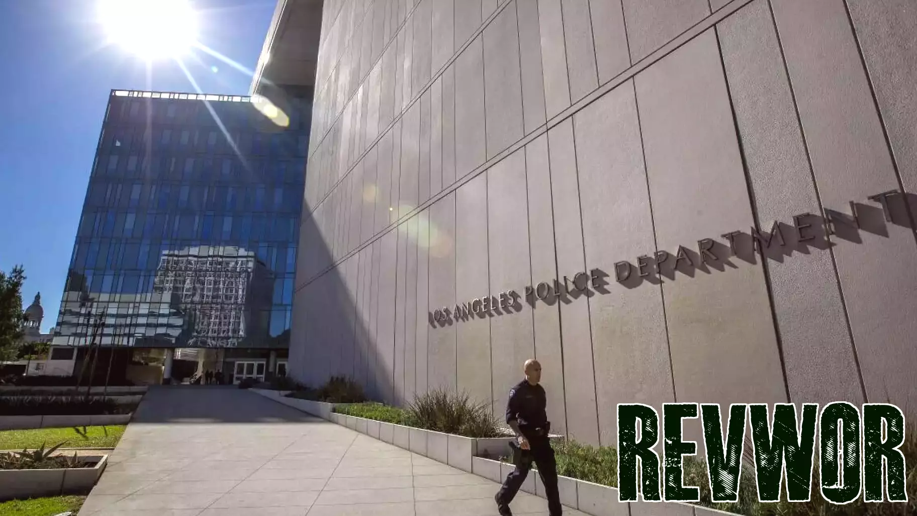 Convicted sex offender tried to rape a woman in a business, police said. They're searching for other victims