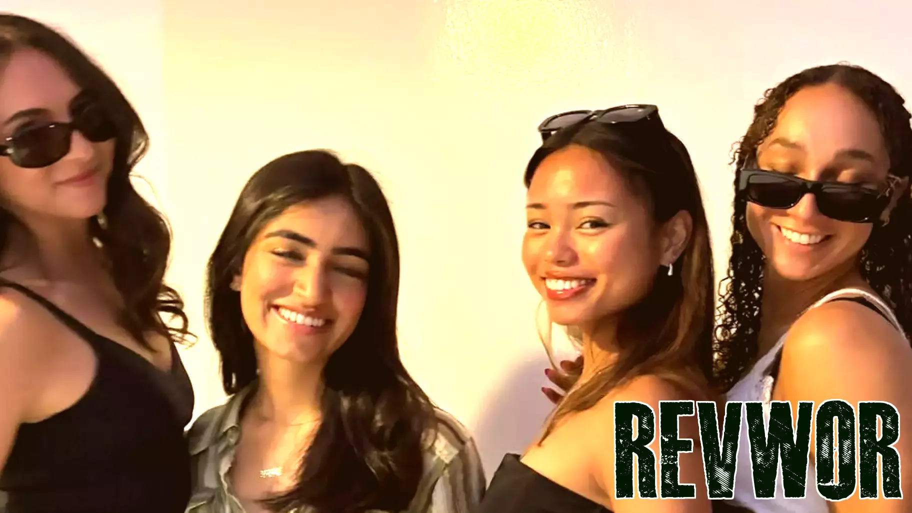 Why Living With Strangers After College Might Be Better Than Rooming With Friends