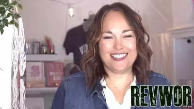 Local Mom's Garage Gift Shop Flourishes in Oregon